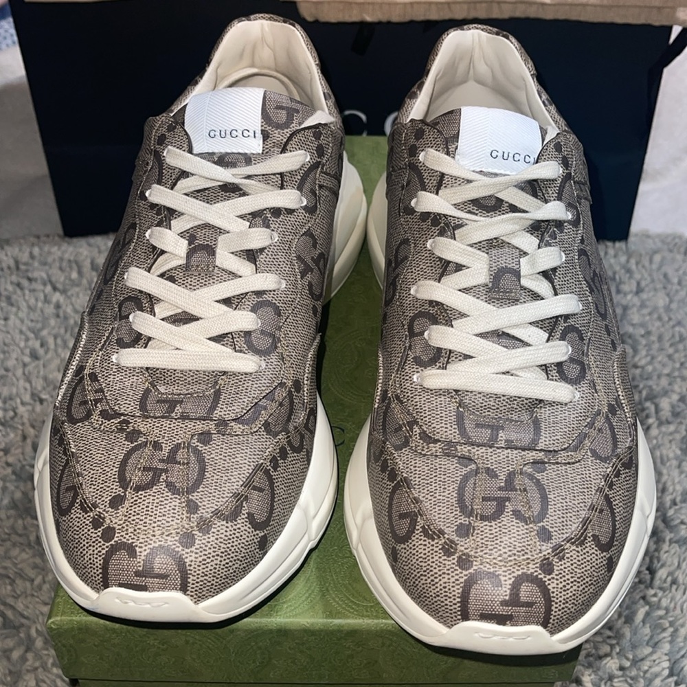 Gucci Men's 100 Rhyton Low Top Sneakers Authentic
